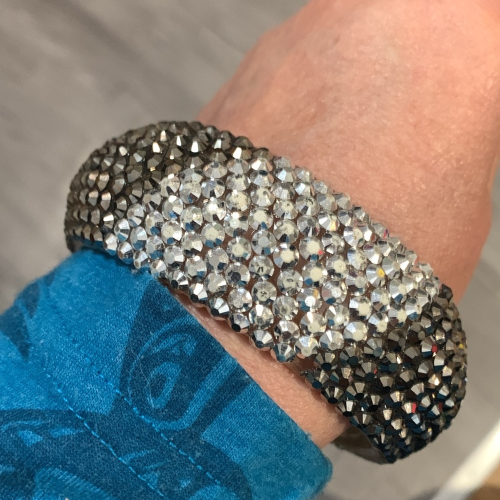 Beautiful bracelet - Picture 2 of 6